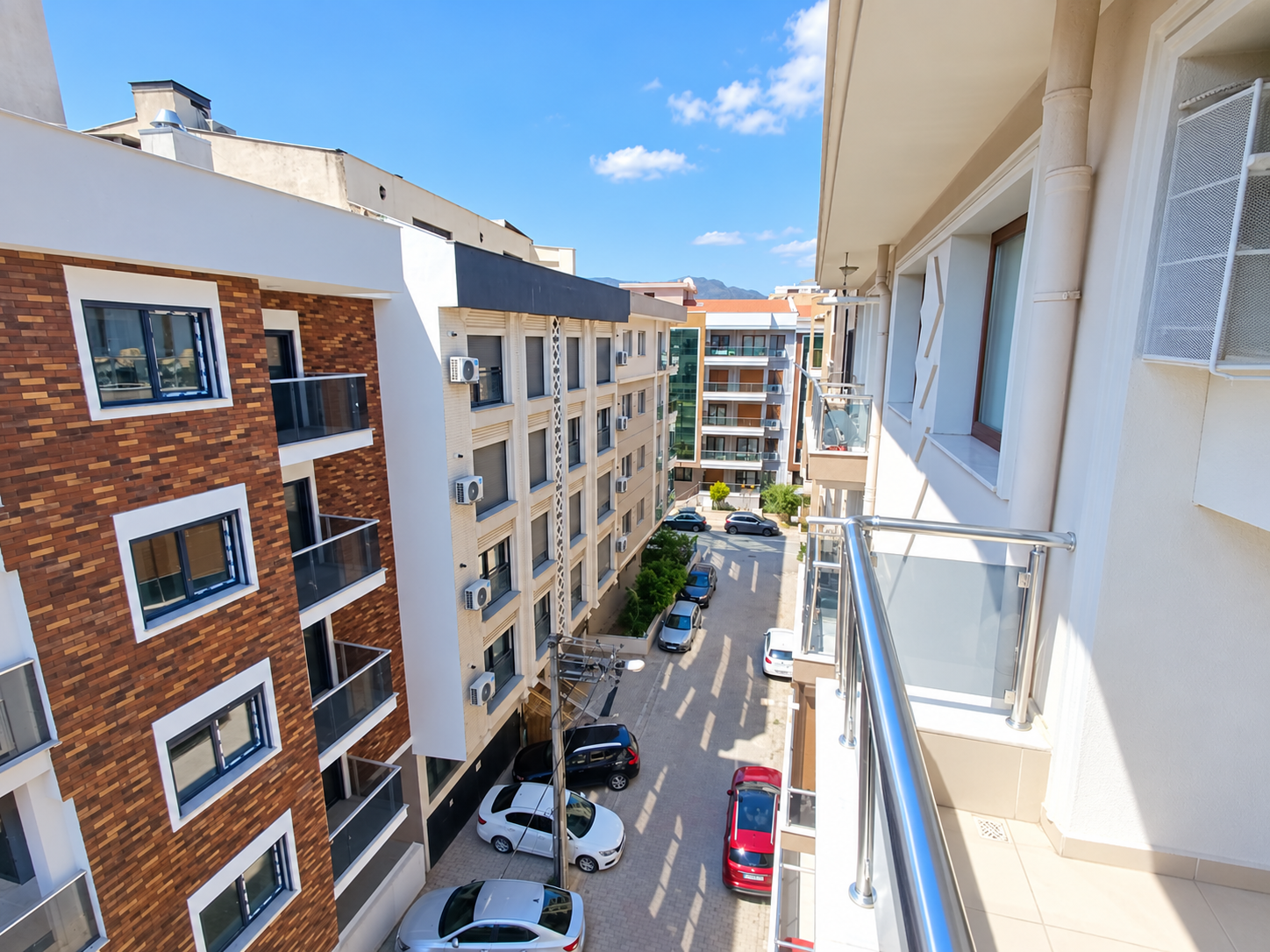Demirköprü İzban Yakını K.Mutfak Satılık 2+1 Daire - Görsel 8